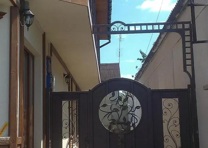 Готель Zlata Praha