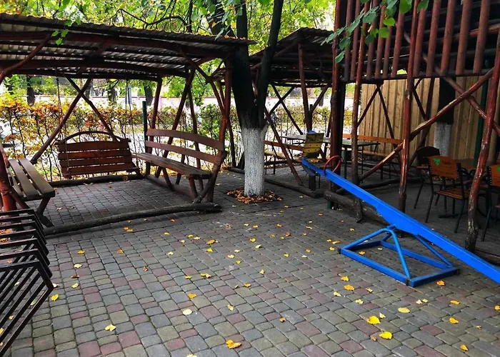 Kontinent Hotel Мукачево